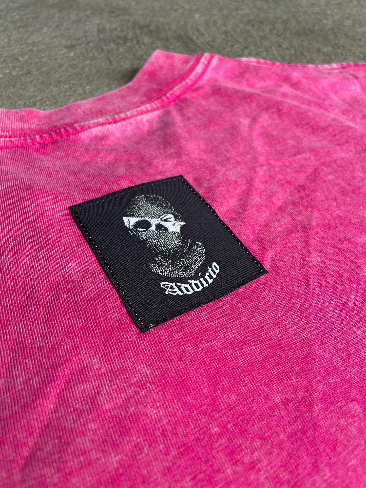 ADDICTO - DUSTY ROSE Rhinestone Acid Wash Tee