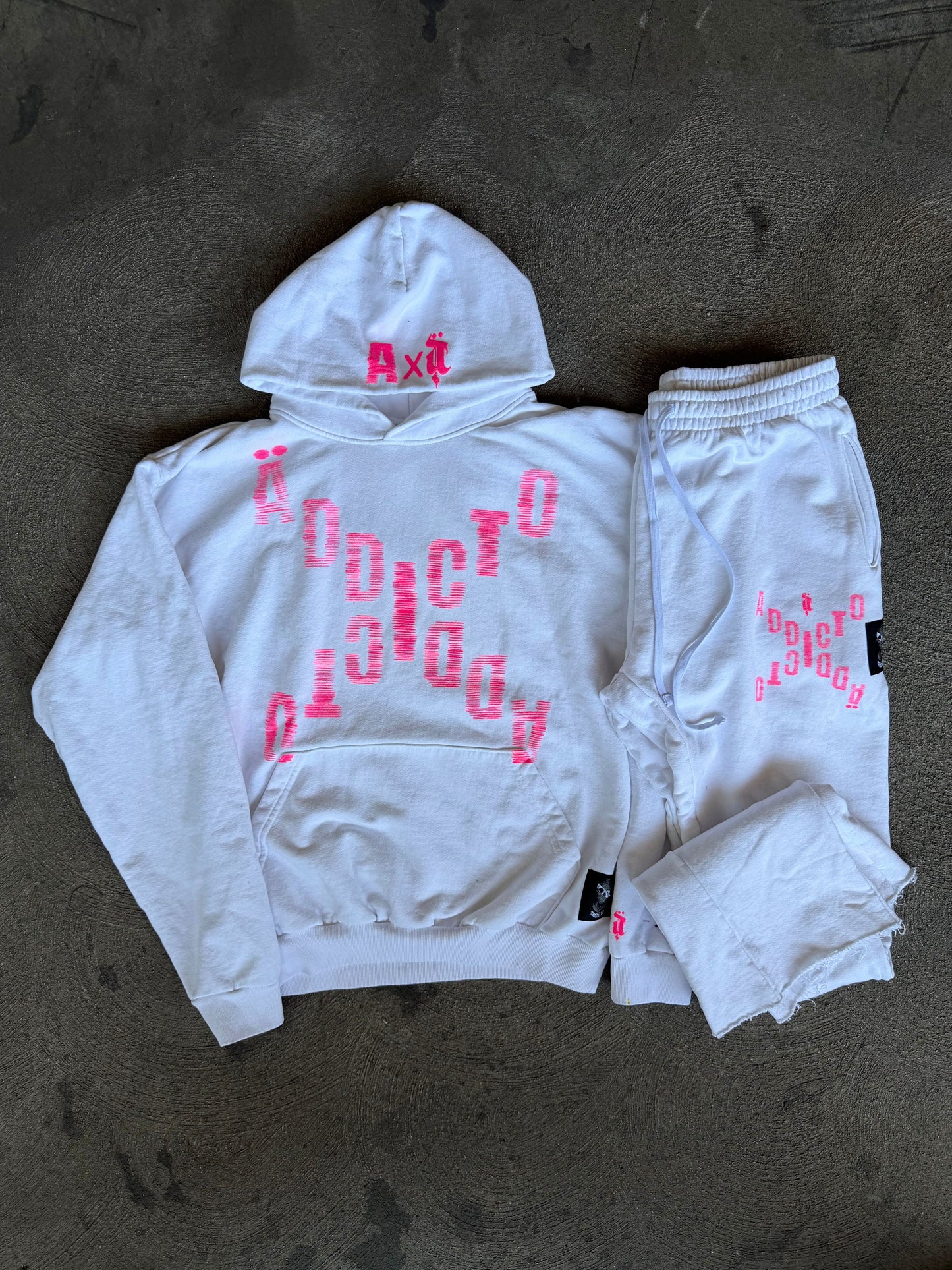 A&A COLLECTION - WHITE SNOW TUSI HOODIE + SWEATPANTS