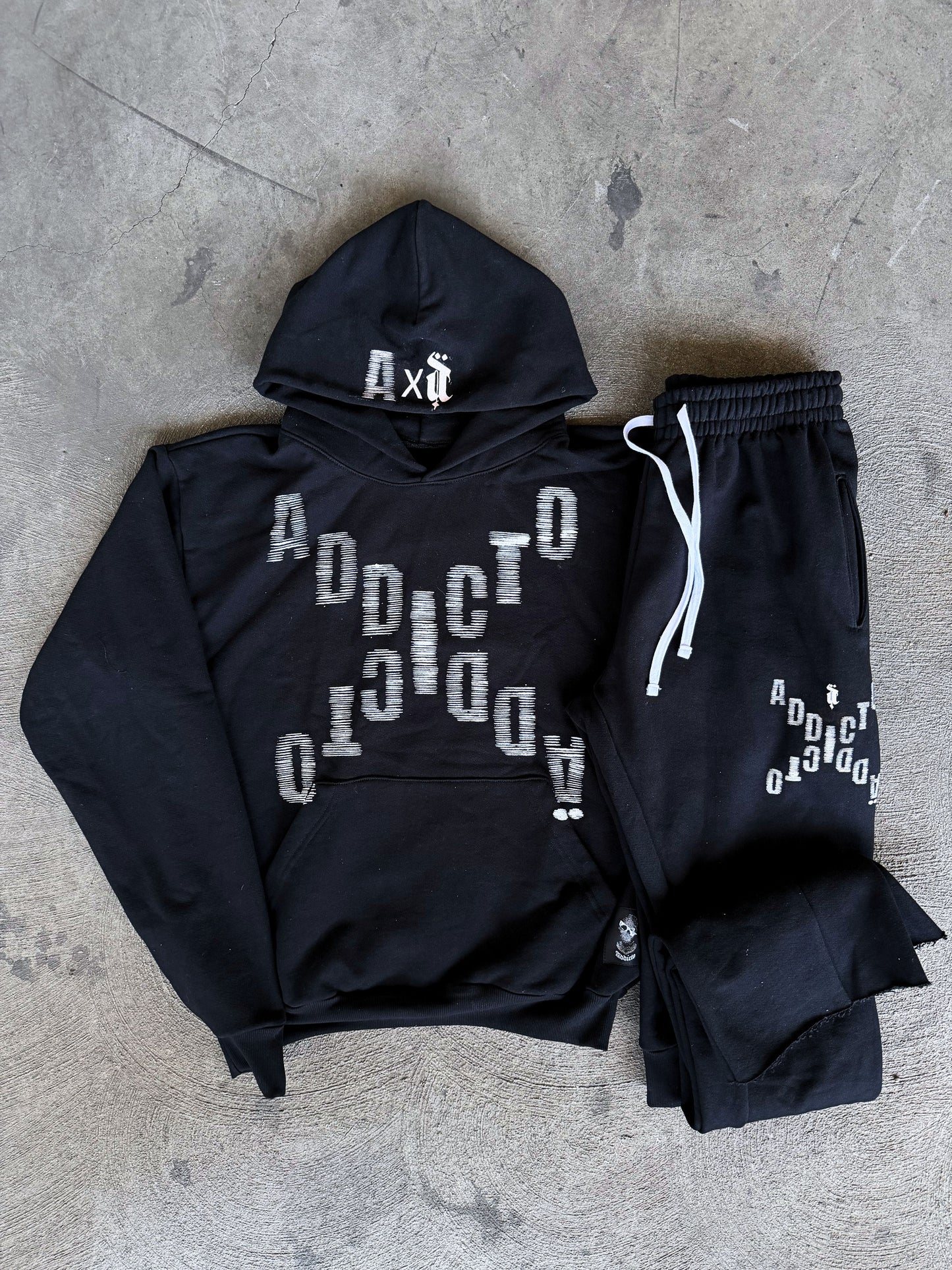 A&A COLLECTION - BLACK HOODIE + SWEATPANTS