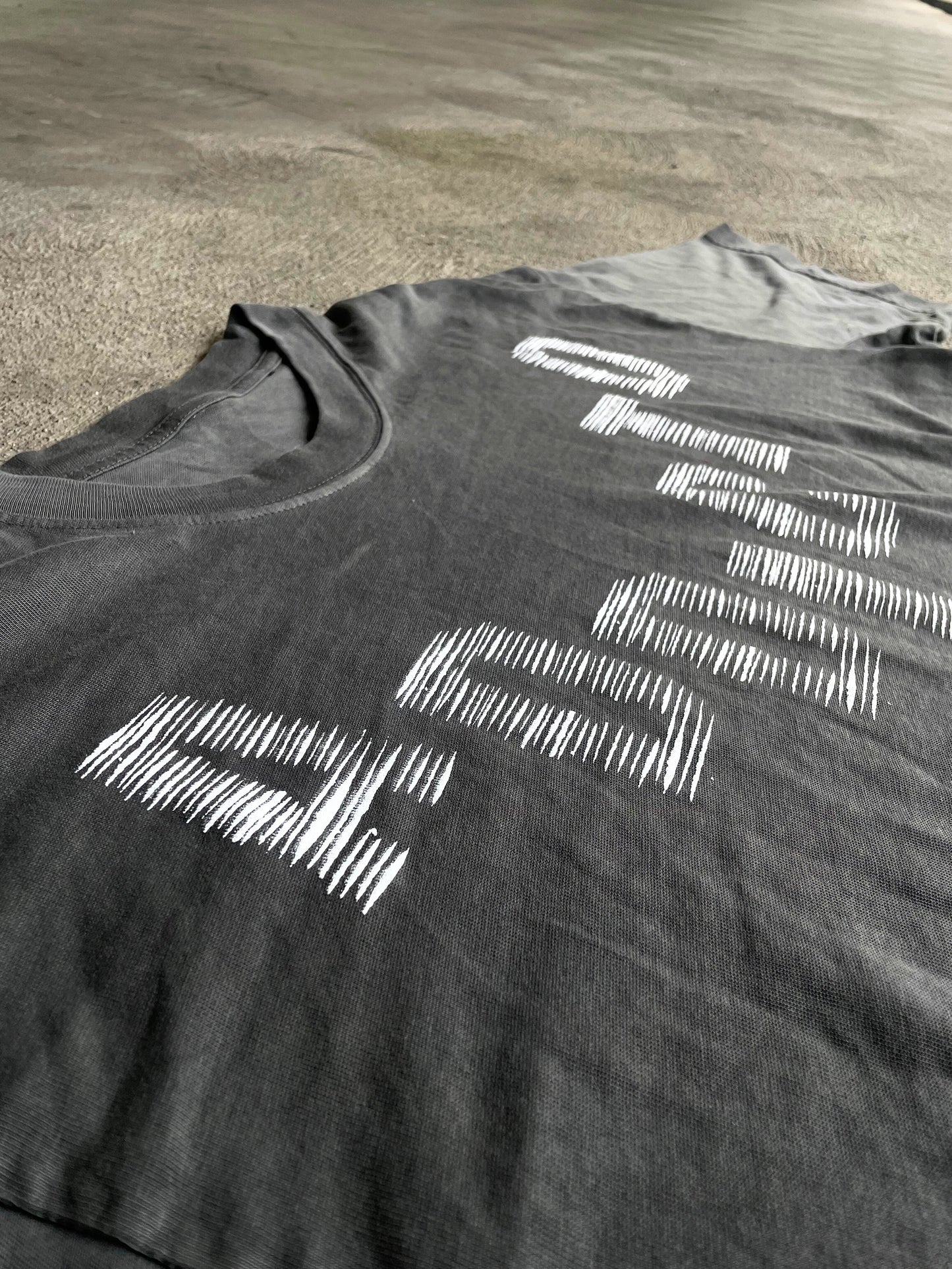 ADDICTO - GREY STREET TEE