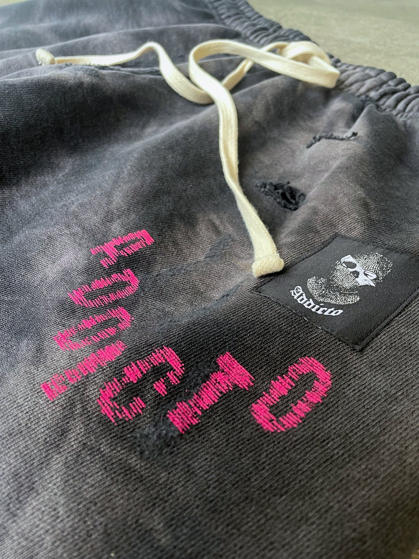 ADDICTO - Distress Vintage Tusi Sweatpants