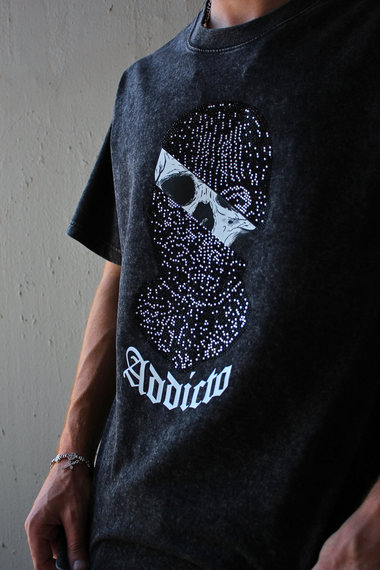 ADDICTO - BLACK Rhinestone Acid Wash Tee